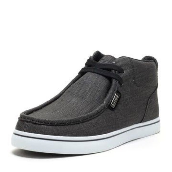 lugz strider